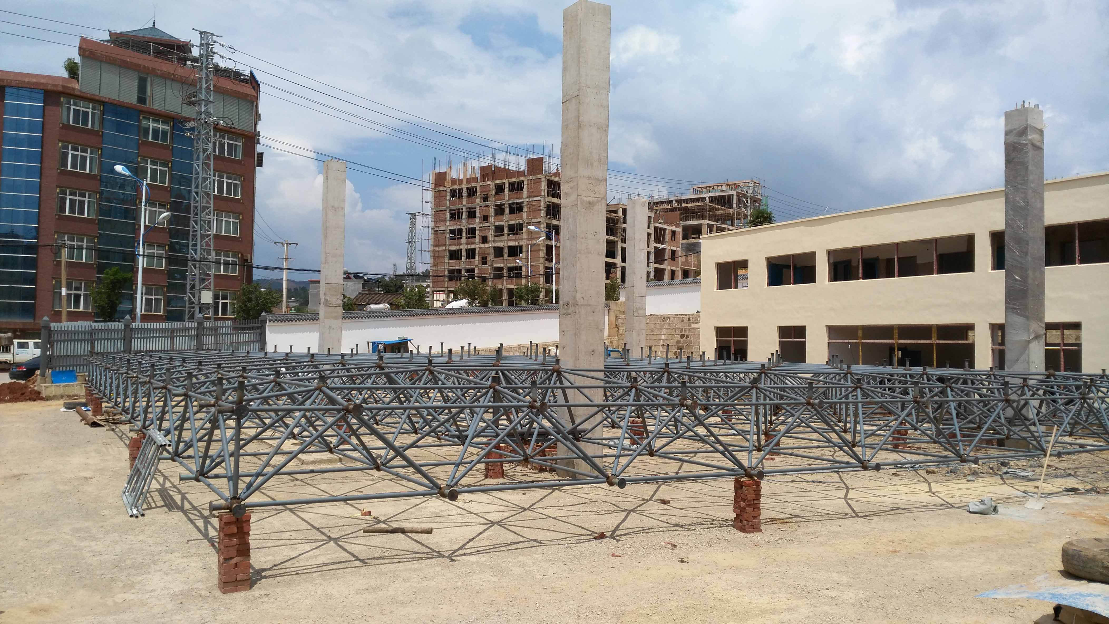 河间小型加油站网架